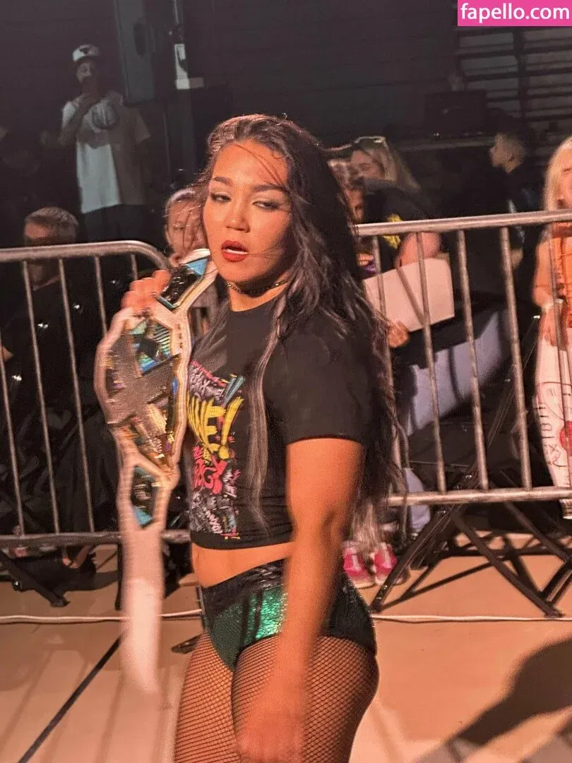 Roxanne Perez Onlyfans Photo Gallery 