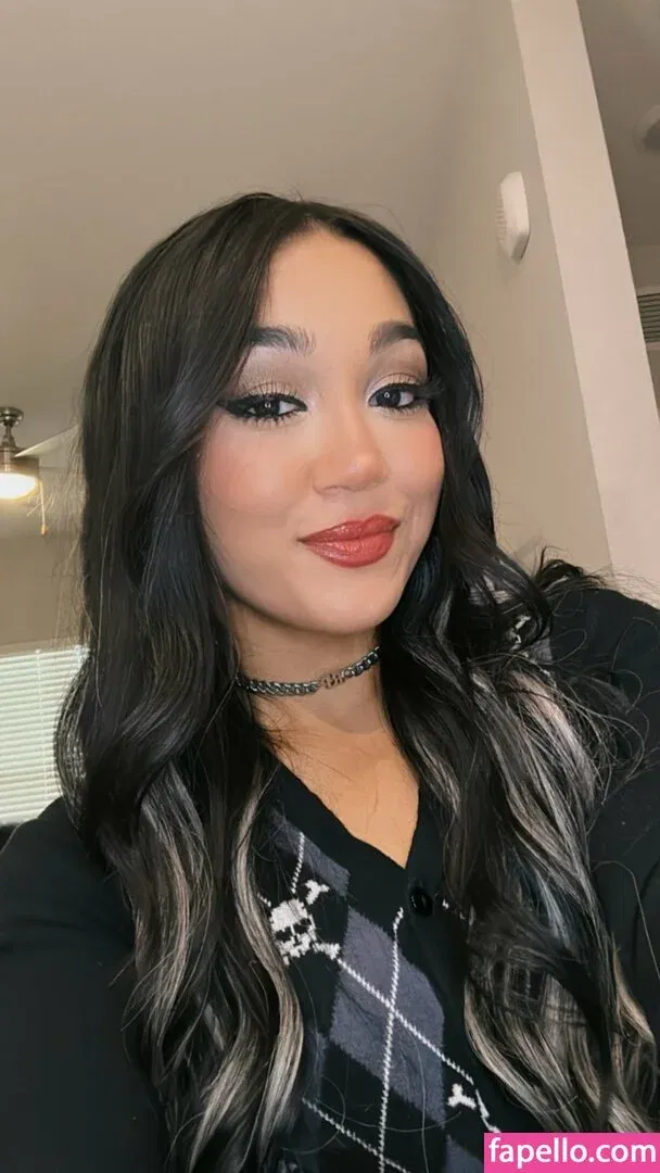 Roxanne Perez Onlyfans Photo Gallery 