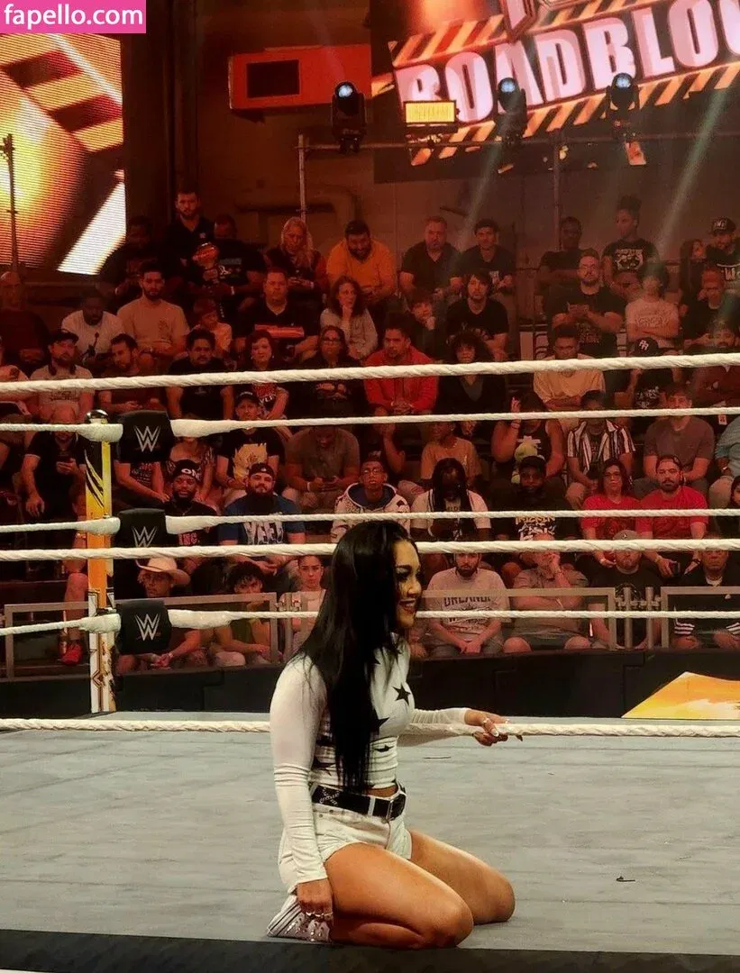 Roxanne Perez Onlyfans Photo Gallery 