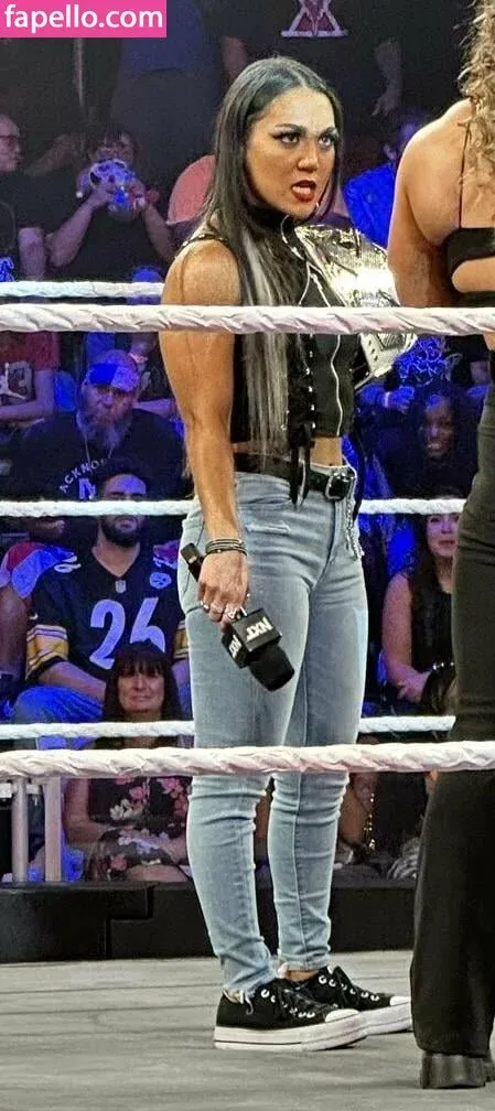 Roxanne Perez Onlyfans Photo Gallery 