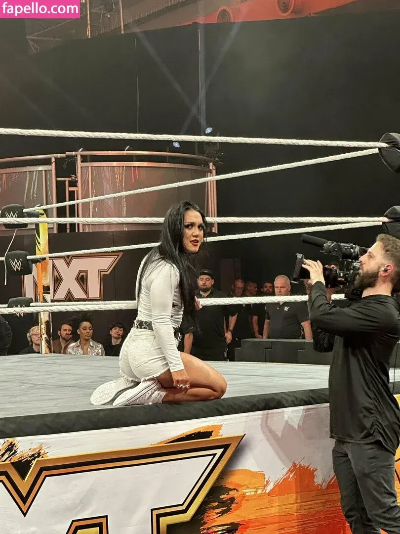 Roxanne Perez Onlyfans Photo Gallery 