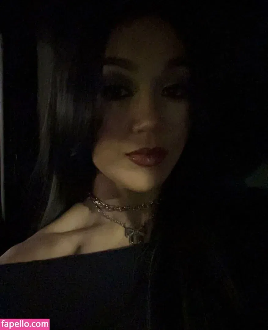 Roxanne Perez Onlyfans Photo Gallery 