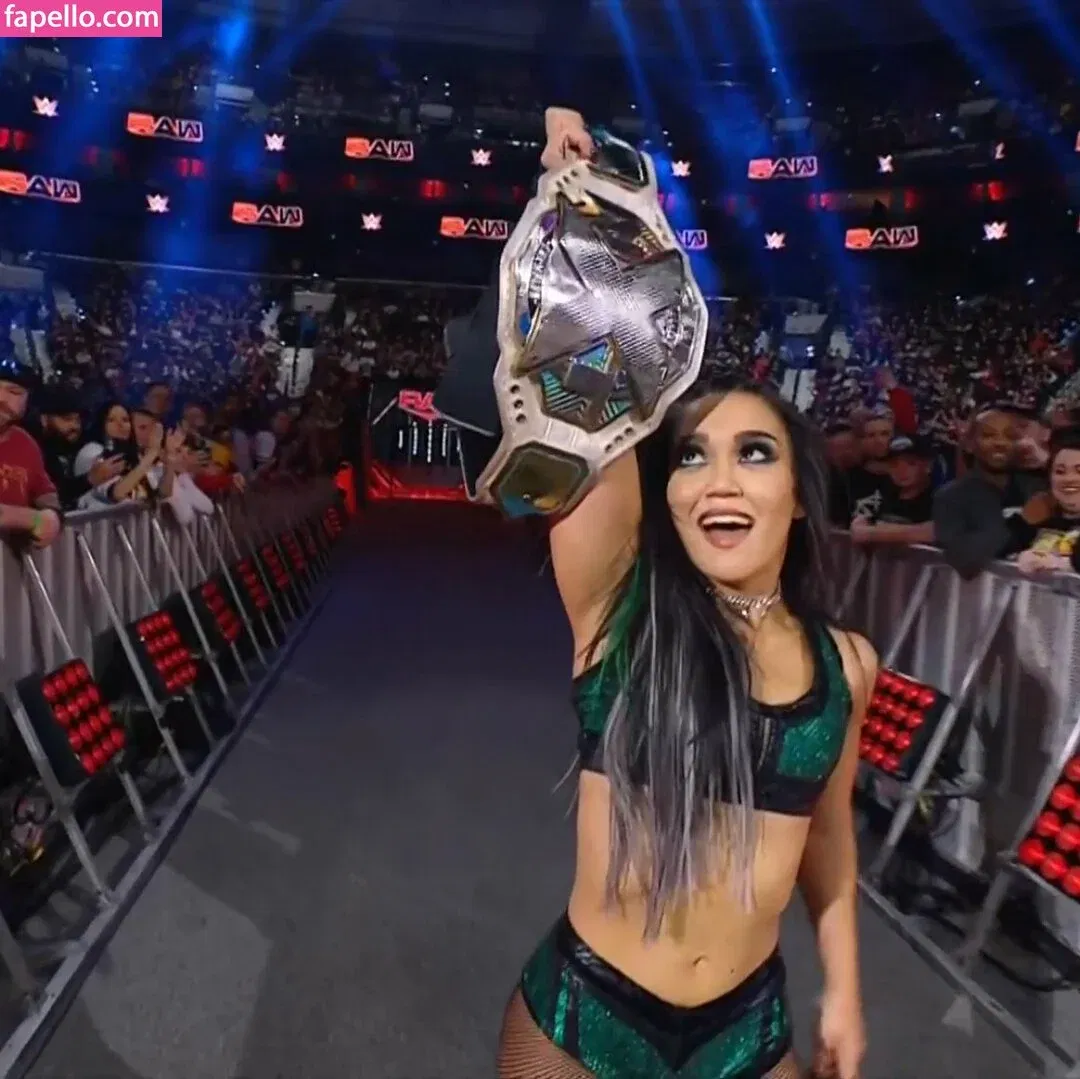 Roxanne Perez Onlyfans Photo Gallery 