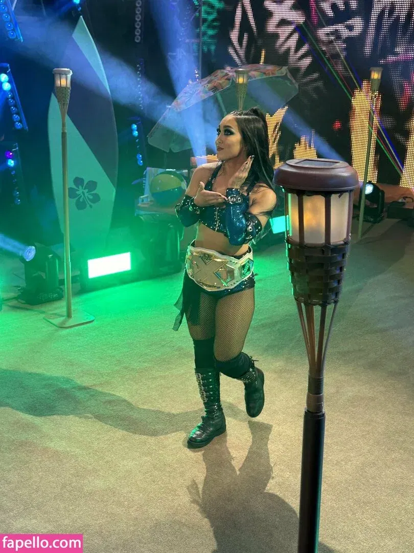 Roxanne Perez Onlyfans Photo Gallery 