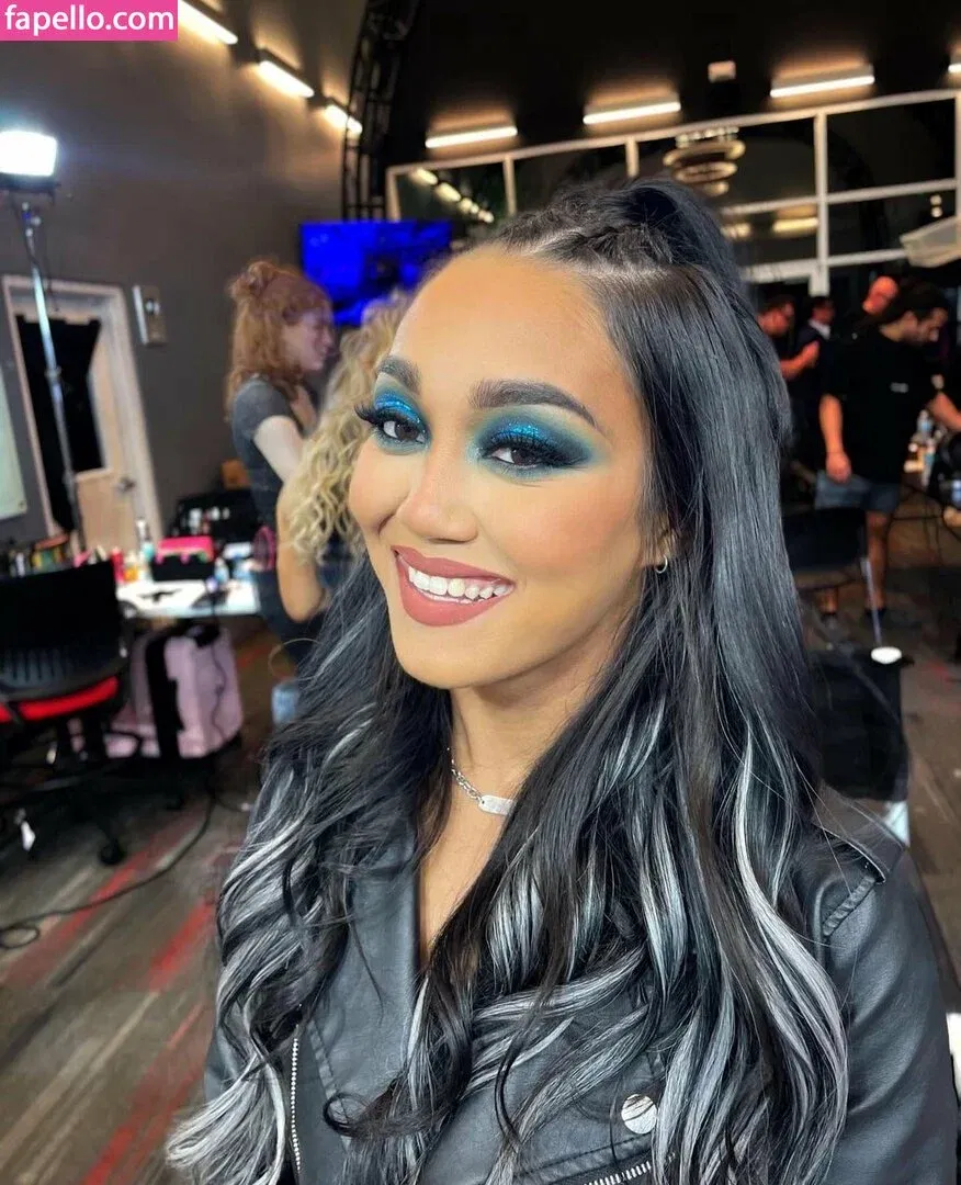 Roxanne Perez Onlyfans Photo Gallery 