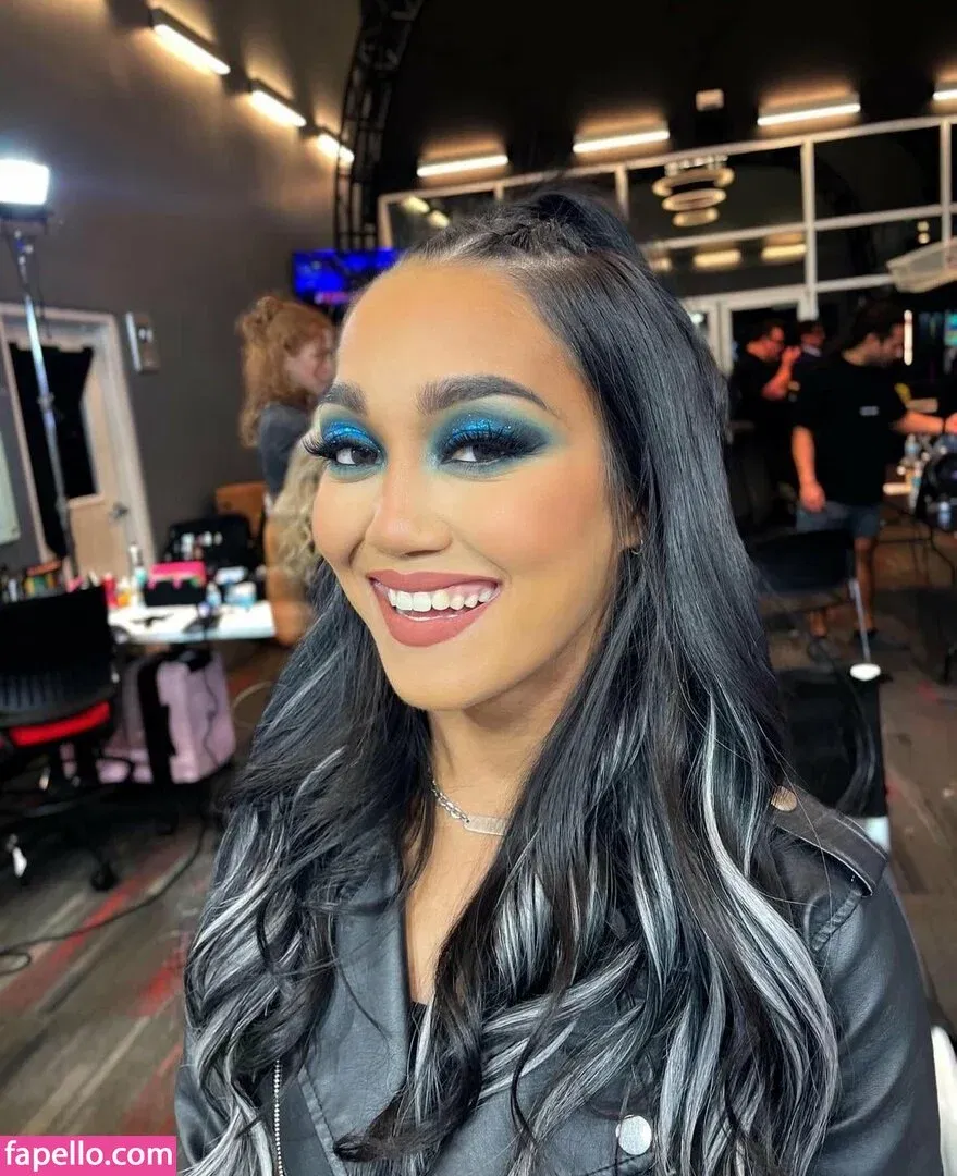 Roxanne Perez Onlyfans Photo Gallery 