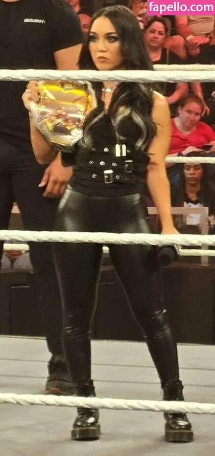 Roxanne Perez Onlyfans Photo Gallery 