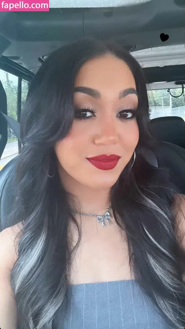 Roxanne Perez Onlyfans Photo Gallery 