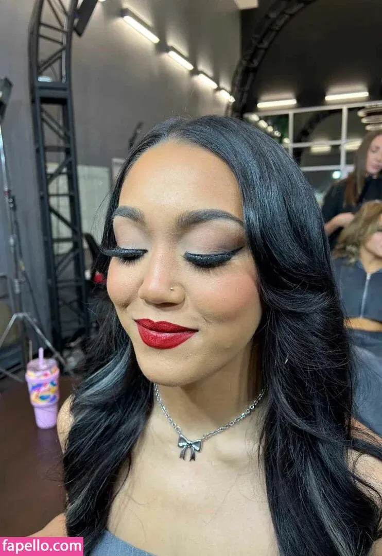 Roxanne Perez Onlyfans Photo Gallery 