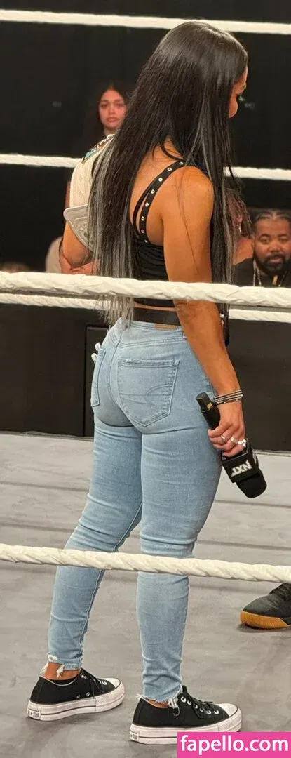 Roxanne Perez Onlyfans Photo Gallery 