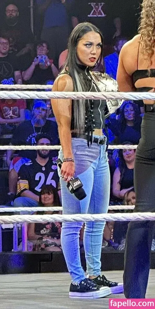 Roxanne Perez Onlyfans Photo Gallery 