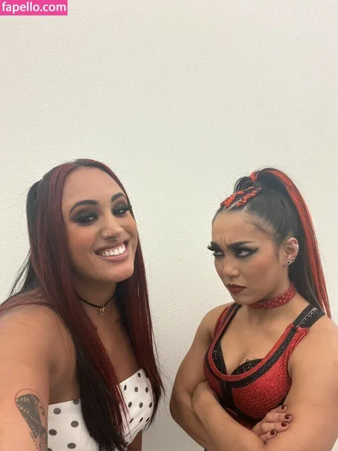 Roxanne Perez Onlyfans Photo Gallery 