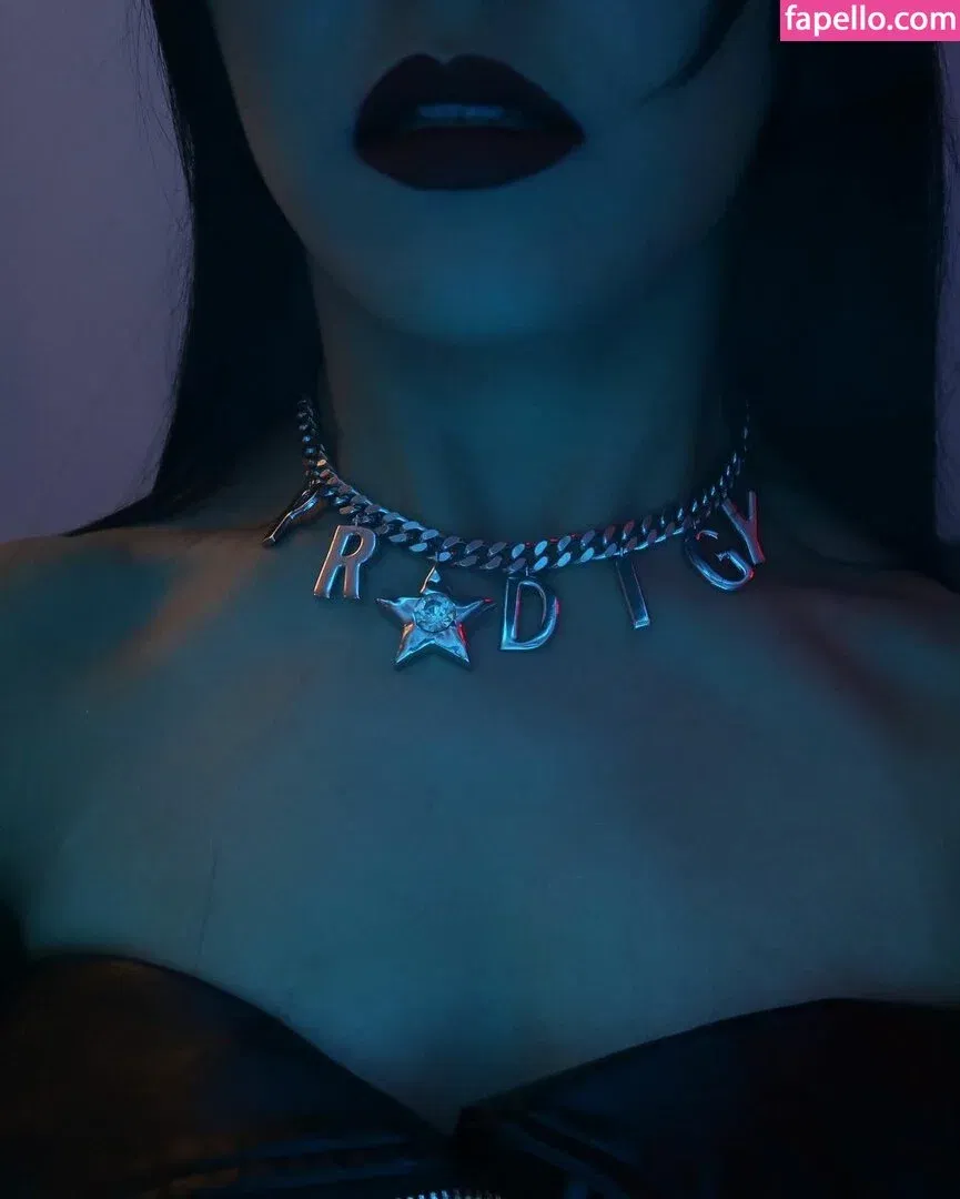 Roxanne Perez Onlyfans Photo Gallery 