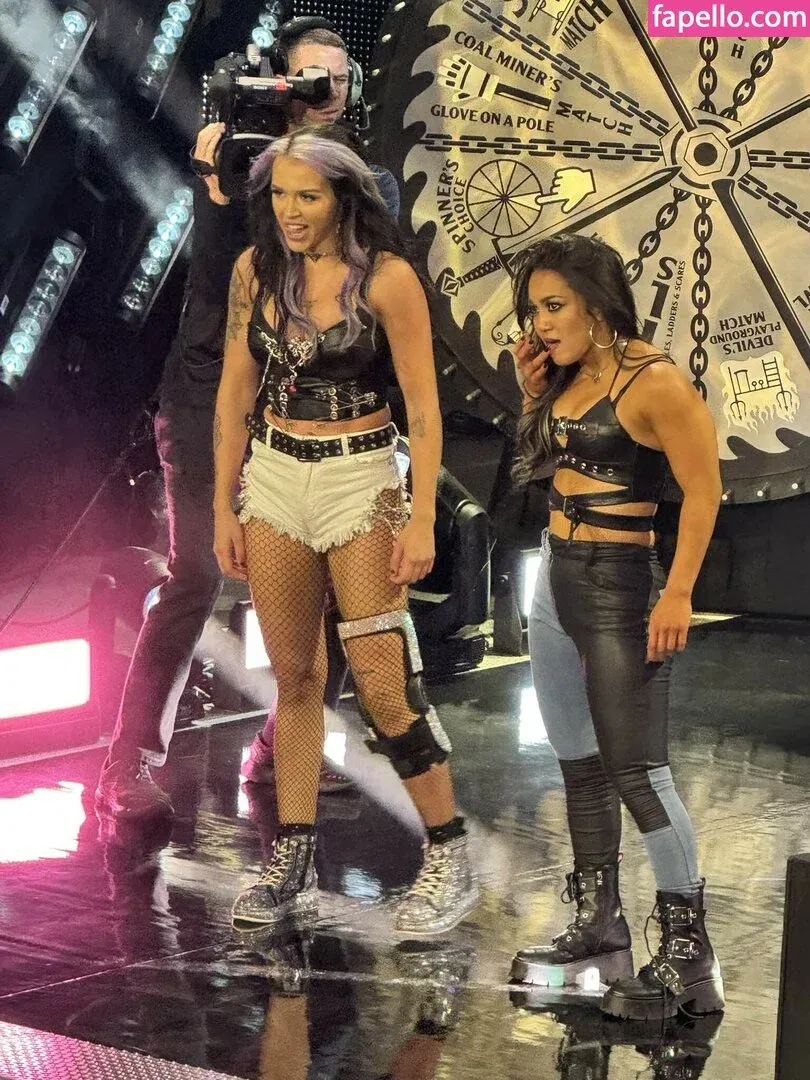 Roxanne Perez Onlyfans Photo Gallery 