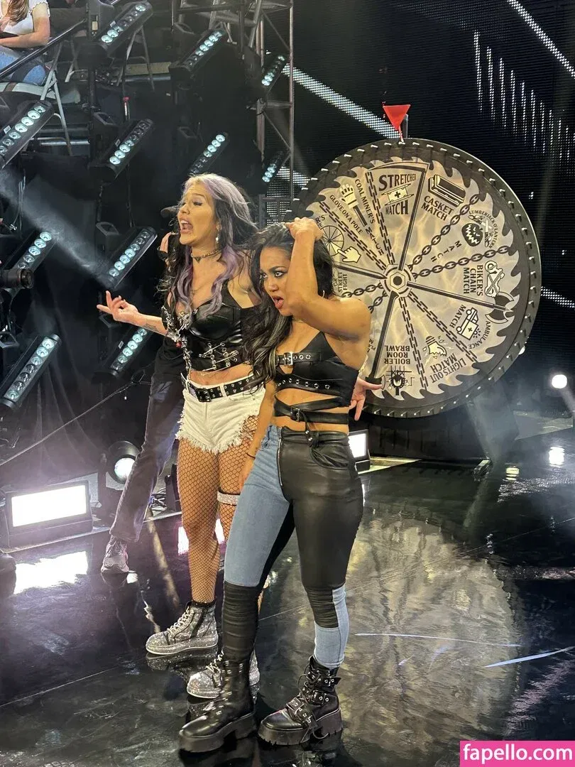 Roxanne Perez Onlyfans Photo Gallery 