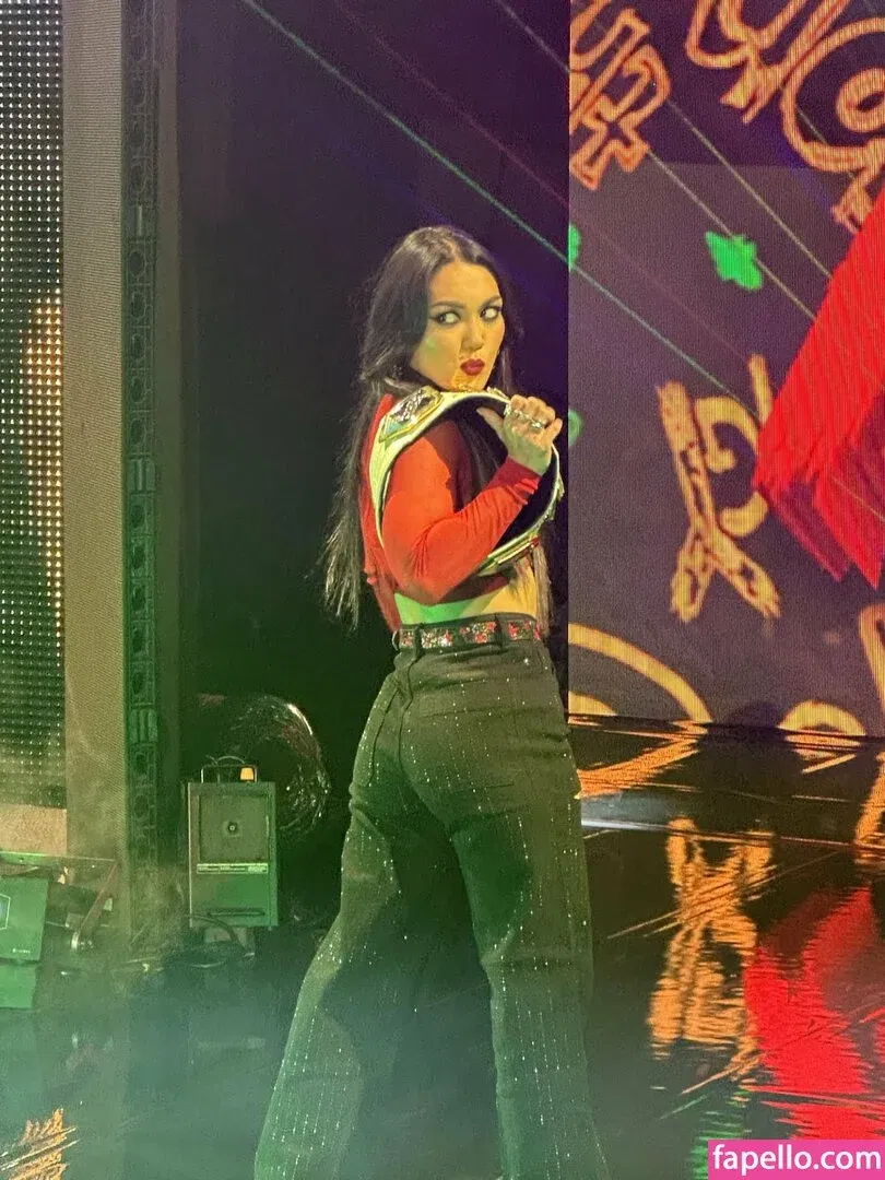 Roxanne Perez Onlyfans Photo Gallery 