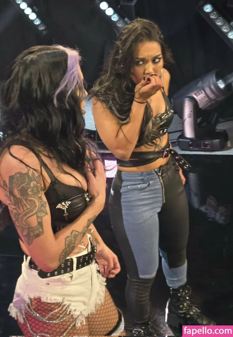 Roxanne Perez Onlyfans Photo Gallery 