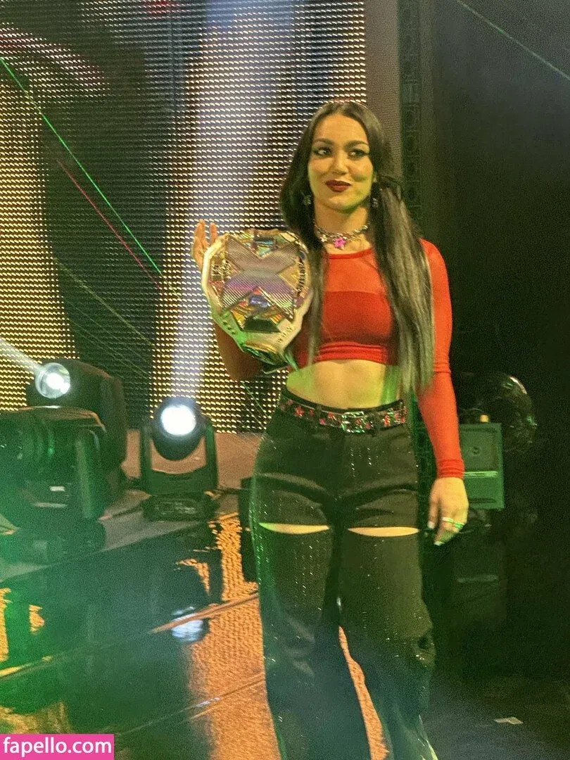 Roxanne Perez Onlyfans Photo Gallery 