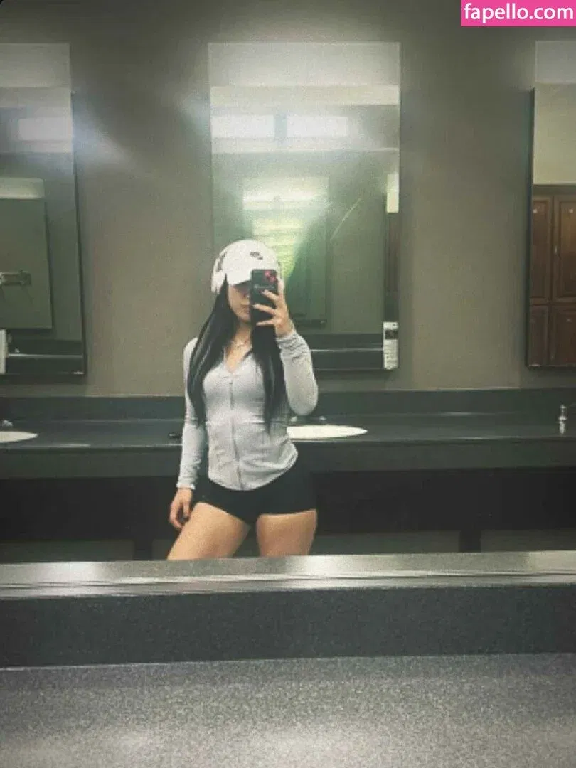 Roxanne Perez Onlyfans Photo Gallery 