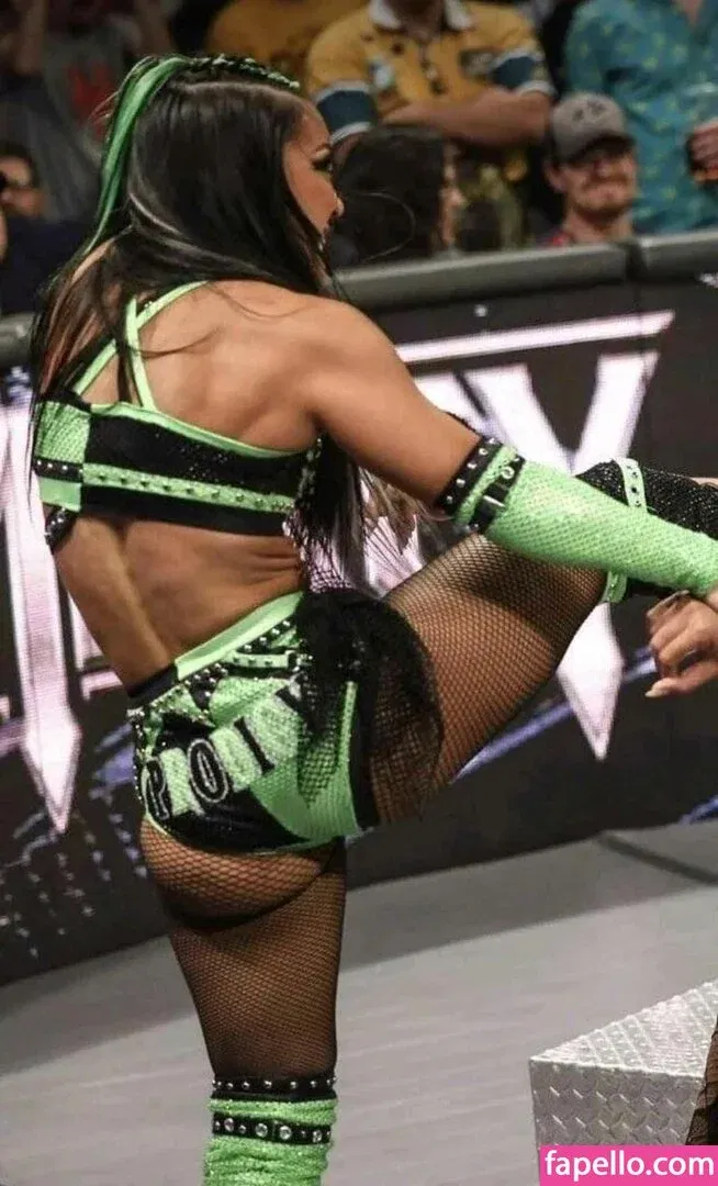 Roxanne Perez Onlyfans Photo Gallery 