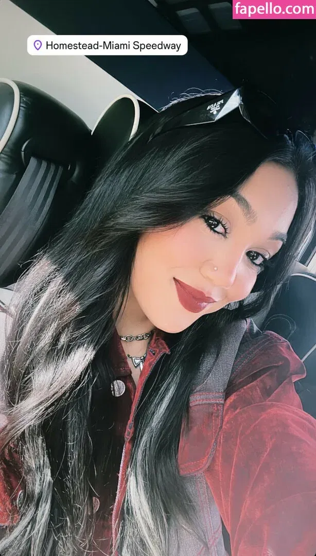 Roxanne Perez Onlyfans Photo Gallery 