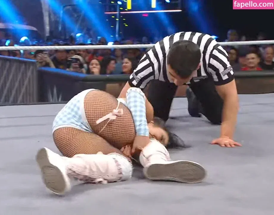 Roxanne Perez Onlyfans Photo Gallery 