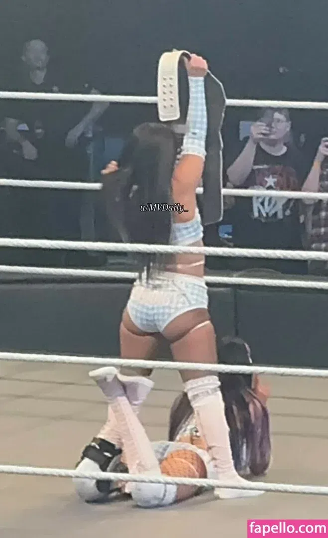 Roxanne Perez Onlyfans Photo Gallery 