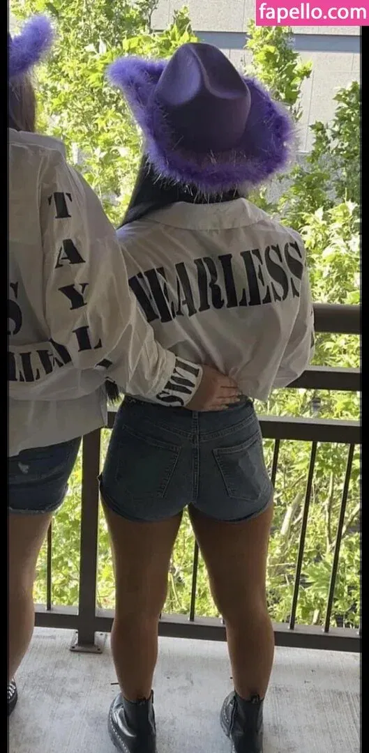 Roxanne Perez Onlyfans Photo Gallery 