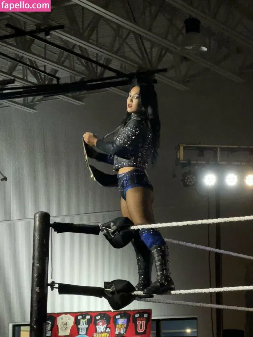 Roxanne Perez Onlyfans Photo Gallery 