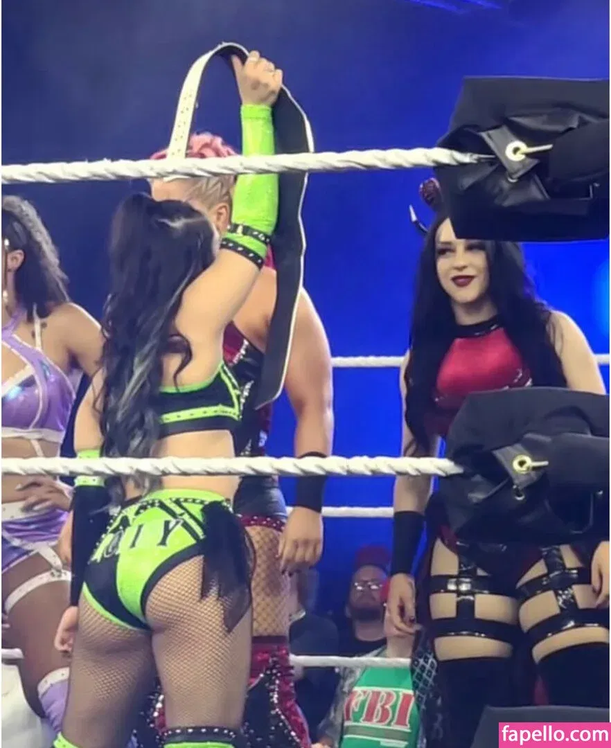 Roxanne Perez Onlyfans Photo Gallery 