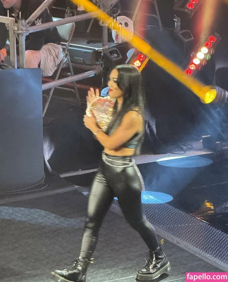 Roxanne Perez Onlyfans Photo Gallery 