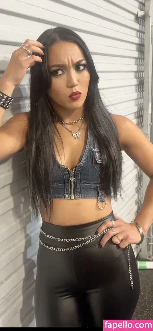 Roxanne Perez Onlyfans Photo Gallery 