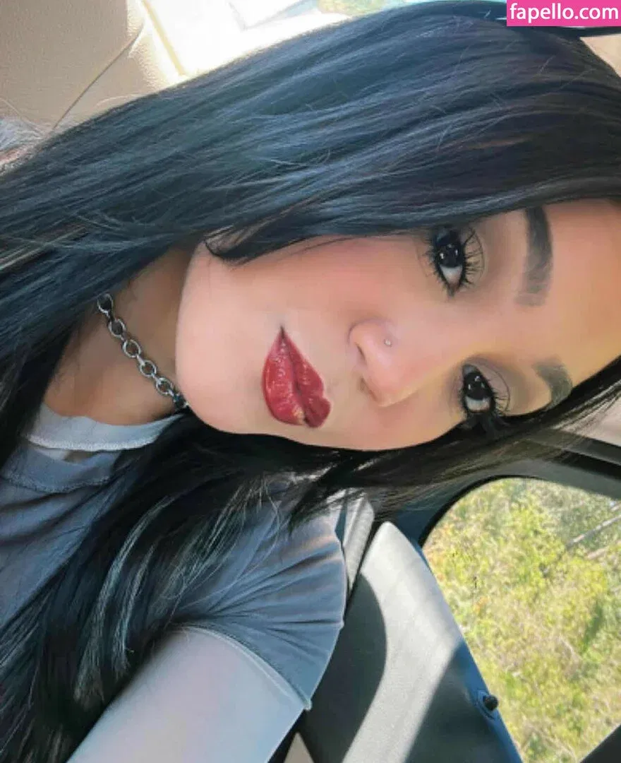 Roxanne Perez Onlyfans Photo Gallery 