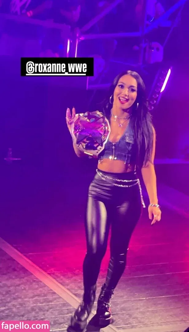 Roxanne Perez Onlyfans Photo Gallery 