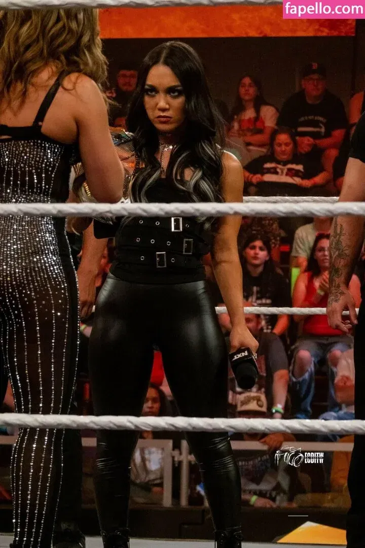 Roxanne Perez Onlyfans Photo Gallery 