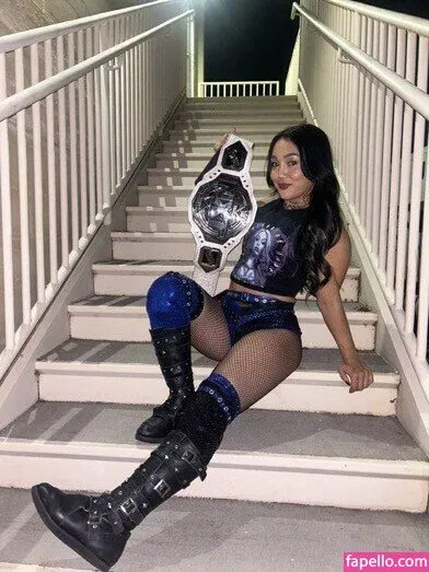 Roxanne Perez Onlyfans Photo Gallery 