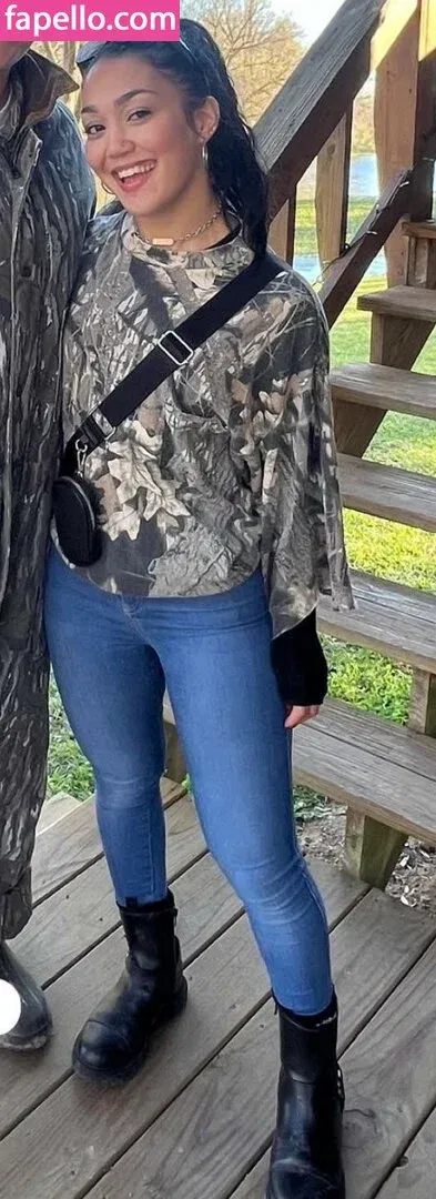 Roxanne Perez Onlyfans Photo Gallery 