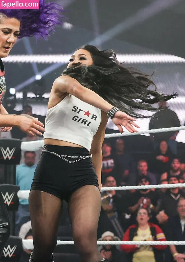 Roxanne Perez Onlyfans Photo Gallery 