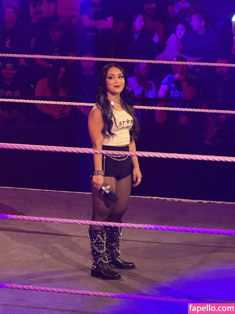 Roxanne Perez Onlyfans Photo Gallery 