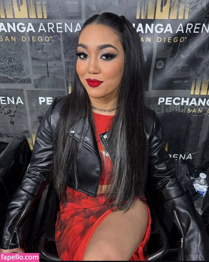 Roxanne Perez Onlyfans Photo Gallery 