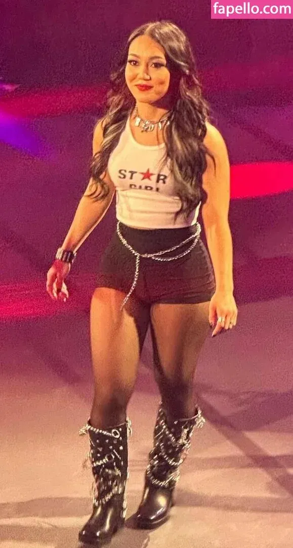 Roxanne Perez Onlyfans Photo Gallery 