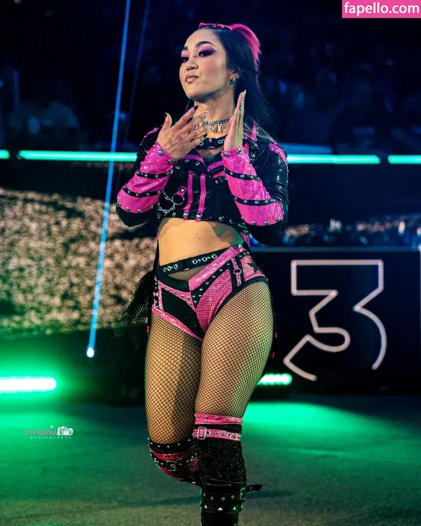 Roxanne Perez Onlyfans Photo Gallery 