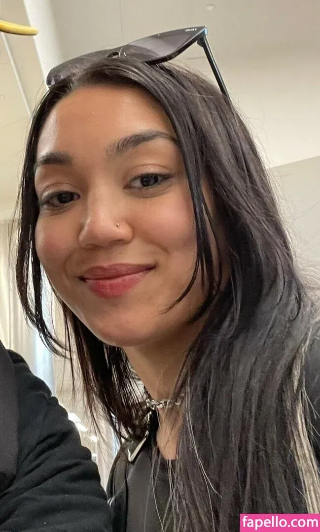 Roxanne Perez Onlyfans Photo Gallery 