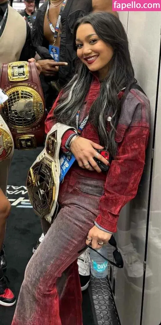 Roxanne Perez Onlyfans Photo Gallery 