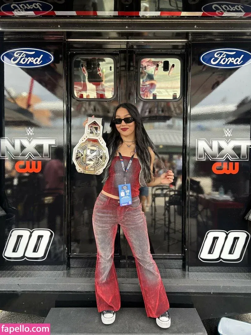 Roxanne Perez Onlyfans Photo Gallery 