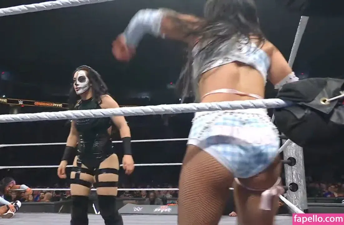 Roxanne Perez Onlyfans Photo Gallery 