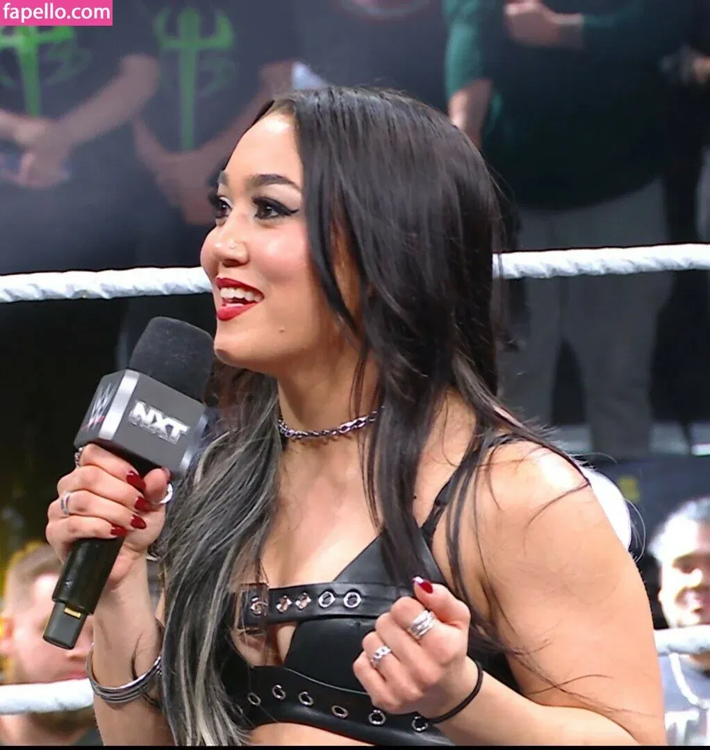 Roxanne Perez Onlyfans Photo Gallery 