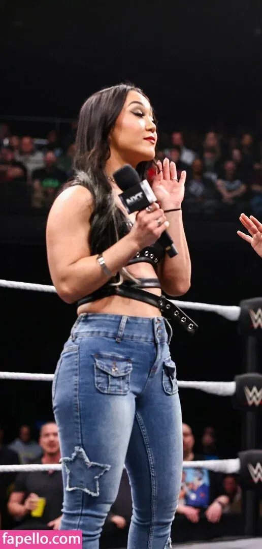 Roxanne Perez Onlyfans Photo Gallery 