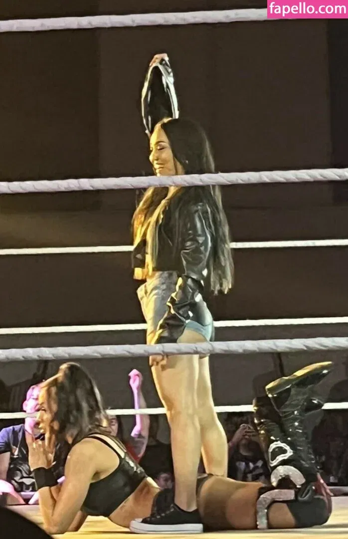 Roxanne Perez Onlyfans Photo Gallery 