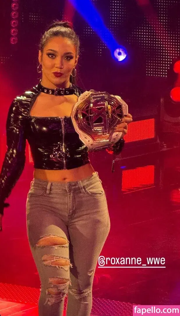 Roxanne Perez Onlyfans Photo Gallery 